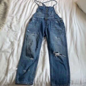 Billabong overalls size small